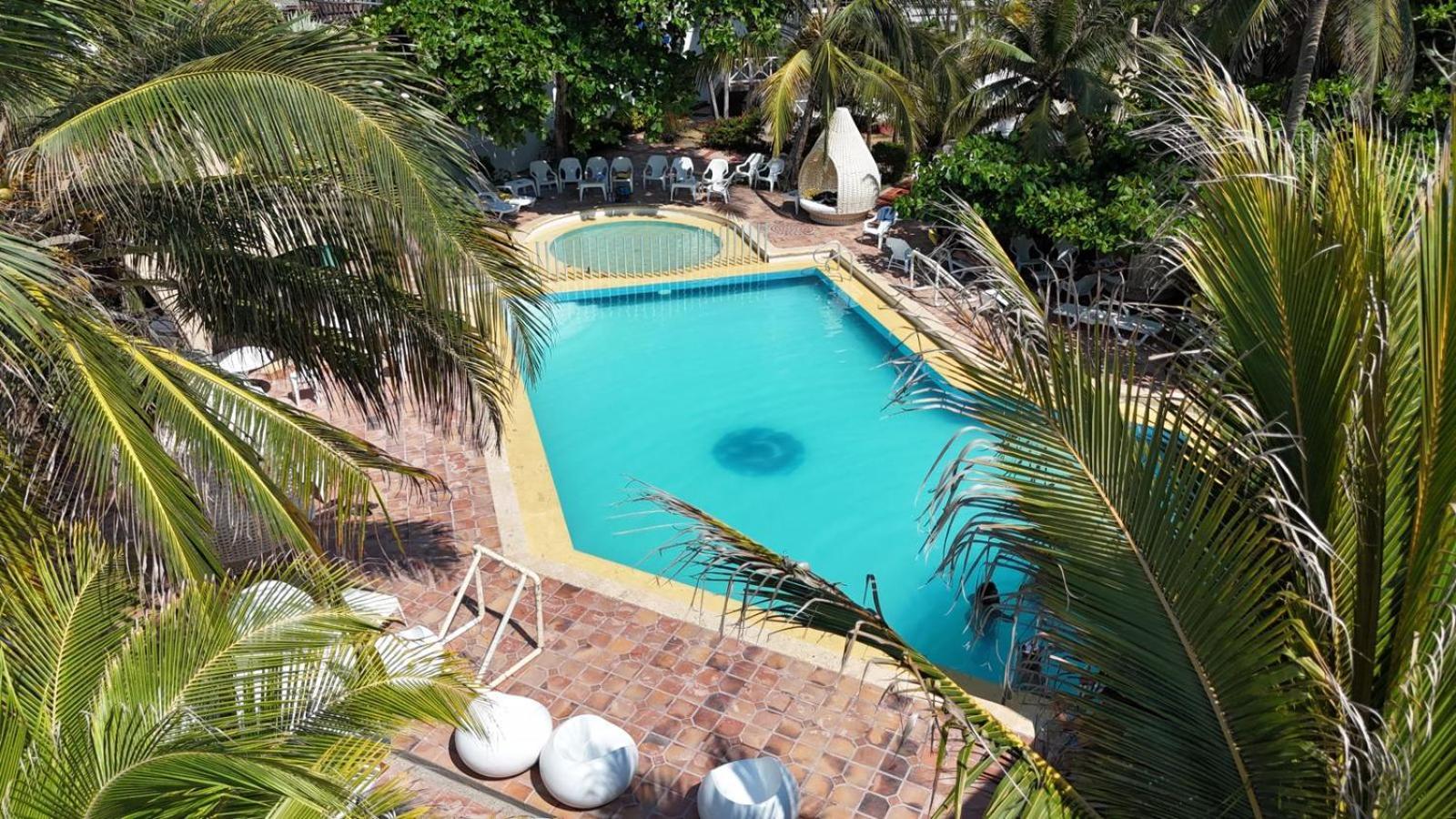 Hotel Tropical Inn Playa de Punta Arena ภายนอก รูปภาพ